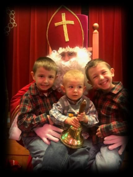 Ladislaus Parish invites you to their Opłatek on January 20, 2019 at 2:30pm in our church hall at 3343 N Long Ave. Music will be provided by Roman Band.