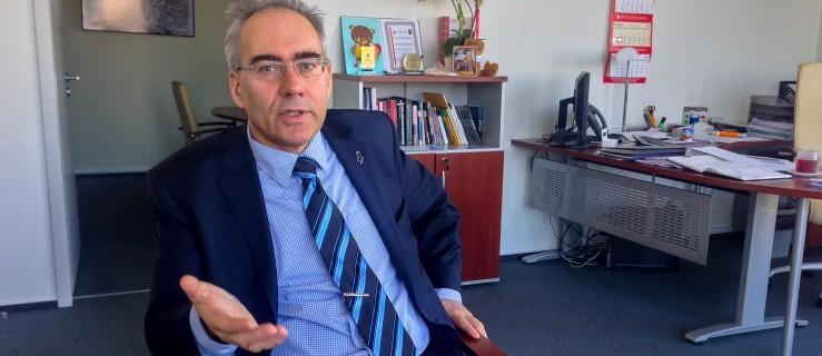 MATYJASIAK O SZKOŁACH: "Żadnych siłowych rozwiązań nie będzie". WYWIAD data aktualizacji: 2015.03.18 Czy CIX L.O. i Gimnazjum nr 96 czeka likwidacja?
