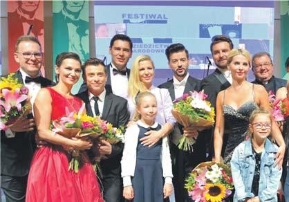 operetkowo-musicalowy w bialskiej hali AWF przy ul. Marusarza, była niezapomnianym przeżyciem.
