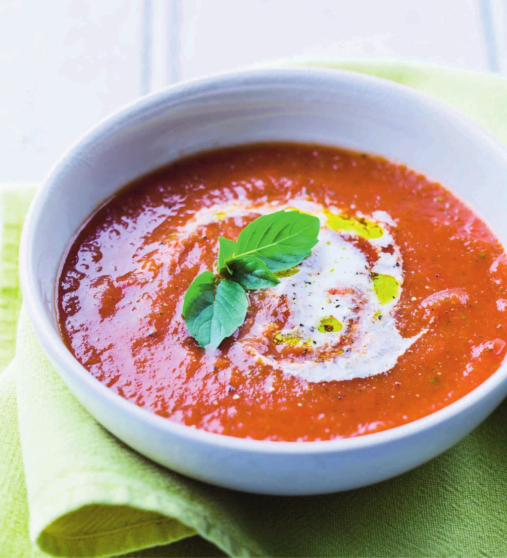 Zupa pomidorowa Czas przygotowania: 1ut Czas gotowania: 8 minut / 900 W Czas oczekiwania: ut Krem pomidorowy: dojrzałych pomidorów 1 mała cebula 1 wyciśnięty ząbek czosnku 1 cukinia (150 g) 10