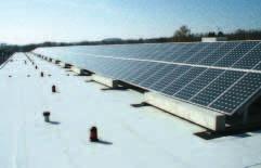 Perspektywy uzyskiwania słonecznej energii elektrycznej Bran a energii s onecznej zalicza si obecnie do tych bran przemys u energetycznego, które prze ywajà rozkwit.