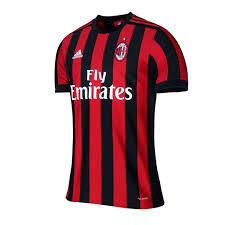 AC MILAN W 2013 roku wiceprezydent klubu Adriano Galliani zapowiedział, że władze klubu dołożą wszelkich starań, aby wróciły złote czasu Milanu.