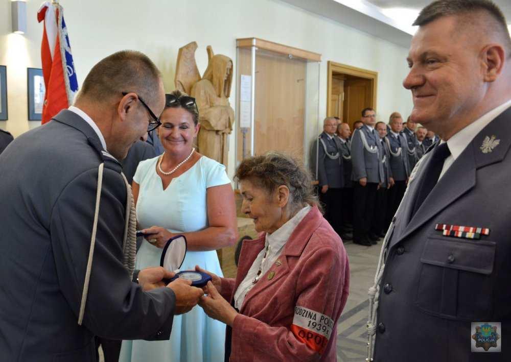 16 lipca, sali konferencyjnej komendy wojewódzkiej zostało nadane imię insp. Wiktora Ludwikowskiego.