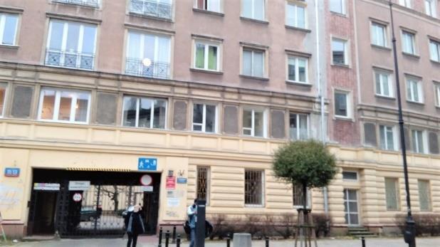 poz. 5 - ul. Marszałkowska 20/22 pow. 95,07 m 2 Zdjęcia lokalu Przydatne adresy/telefony 1.