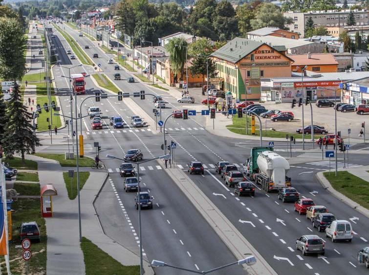 wlotów, przerywany ruch pojazdów, zmienne w czasie warunki ruchu