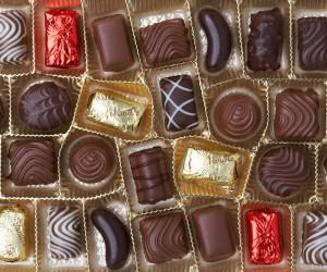 Wyroby czekoladowe premium systematycznie umacniają pozycję na rynku. W segmencie tabliczek od kilku lat odpowiadają za około 4 5 proc. wartości sprzedaży.