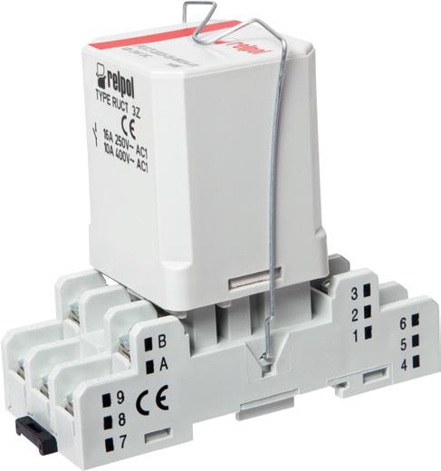 PRUCT z gniazdem GUC11S RUCT + GUC11S Montaż na szynie 35 mm wg PN-EN 60715 Zgodne z normami: PN-EN 45545-2 (kategoria EL10, wymaganie R26 - klasa palności V-0 zgodnie z PN-EN 60695-11-10); PN-EN