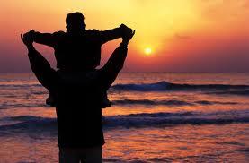 fatherhood - ojcostwo ˈfɑ.ðɝhʊd Historically, the biological relationship paternity has been determinative of fatherhood. Historycznie, biologiczny związek ojcostwa był rozstrzygający o ojcostwie.