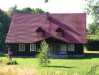 Polana jest dziś częściowo zarośnięta, ale kiedyś stanowiła piękne miejsce na biwaki harcerskie. Na skarpie w pobliżu cztery pomnikowe dęby, o obwodzie do 540 cm.