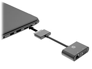 2. Włóż kabel mini stacji do złącza dokowania w komputerze, aż zostanie w nim