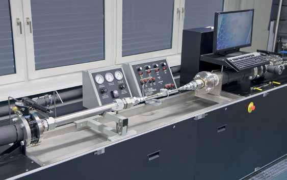 Kalibratory przepływu Kalibratory przepływu do kalibracji i testów przepływomierzy Certyfikat NIST Sporządzanie i wydruk wyników kalibracji Automatyczny zapis danych Dokładność < ±0,05 % odczytu
