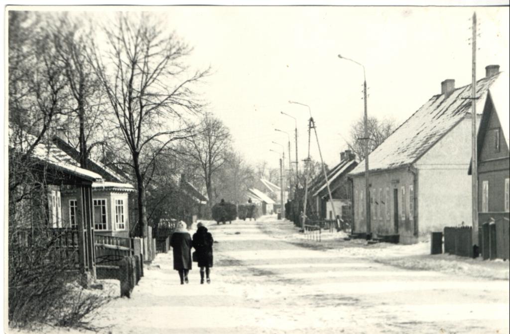 wielkiego pożaru Tykocina i jego odbudowy w latach 60. XX w., a także z lat 70.