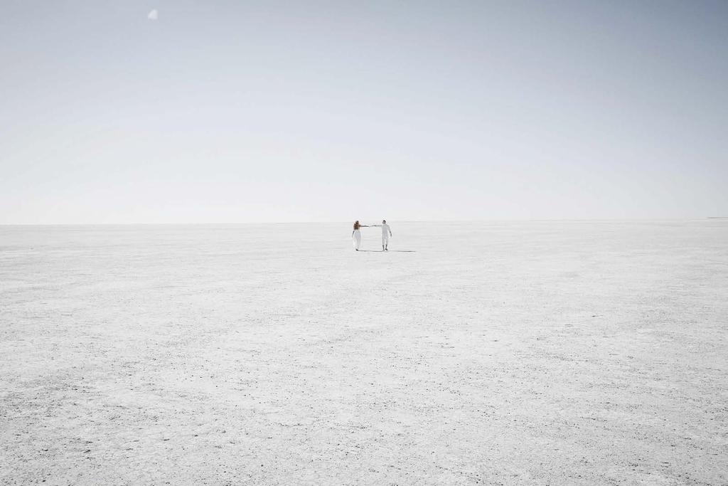 botswana w liczbach odległość od Polski 8 196 km powierzchnia: 630 370 km² liczba ludności: 2 180 000