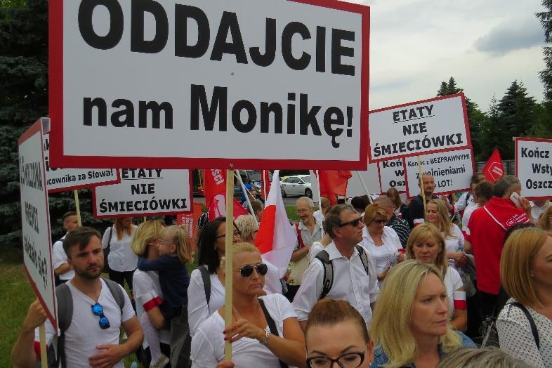 Spór codziennie się zaostrza. Pracownicy, związkowcy i strajkujący są szykanowani i zastraszani. Zarząd PLL LOT S.A.