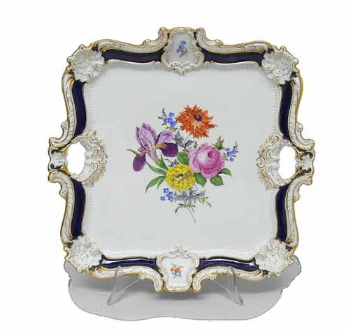 173 Wazon Miśnia, poł. XX w. porcelana, malatury podszkliwne, złocenia; wys.