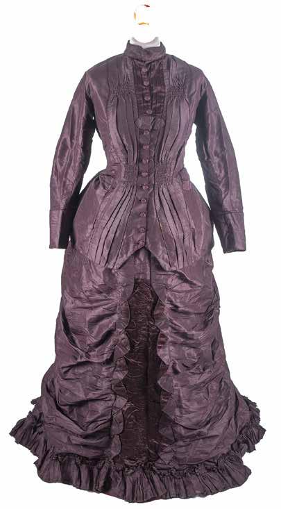 237 Suknia dzienna Popham, Radford & Co., Plymouth, l. 70. 80.