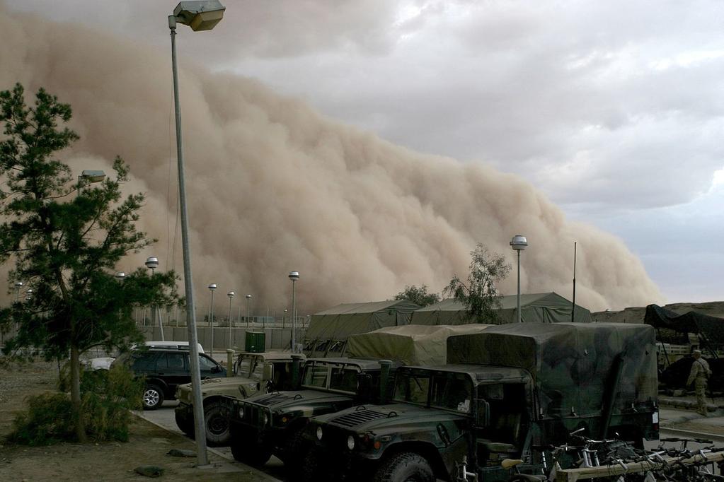 Burze pyłowo-piaskowe występują głównie na terenie pustyń w obrębie: Sahary w Afryce, Półwyspu Arabskiego w