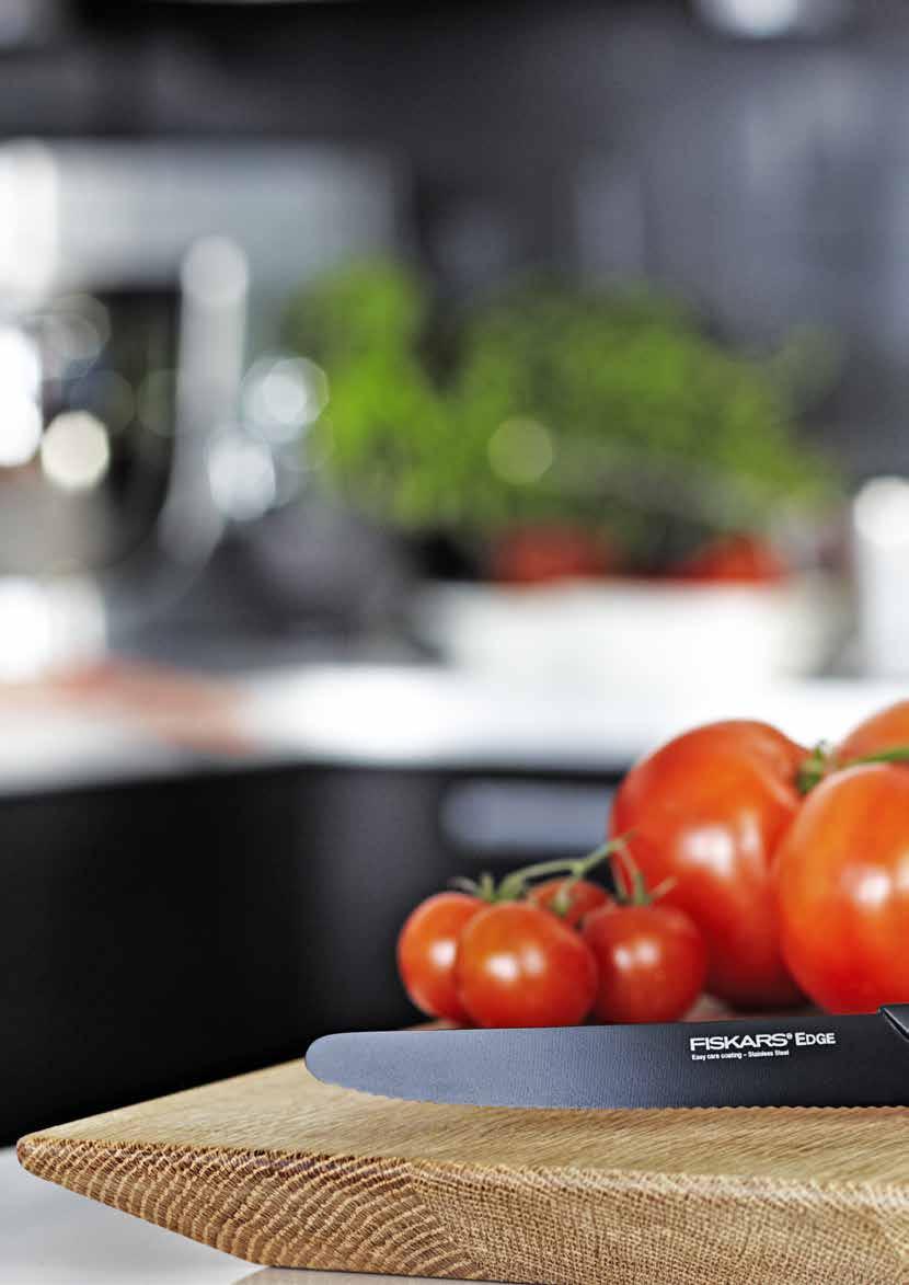 Noże Edge Nowoczesne, eleganckie noże z linii Edge zostały wykonane ze stali pokrytej specjalną, udoskonaloną powłoką zapobiegającą