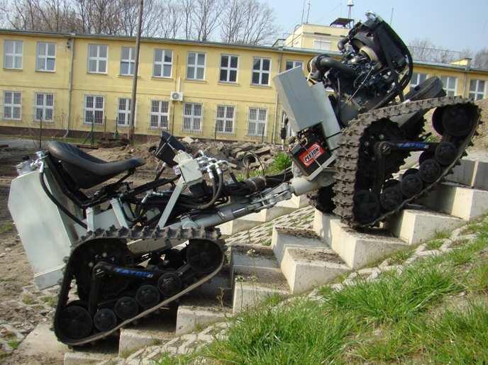 umoŝliwia transport ładunku o masie 250 kg (moŝe takŝe wykonywać zadania związane z ewakuacją rannych).