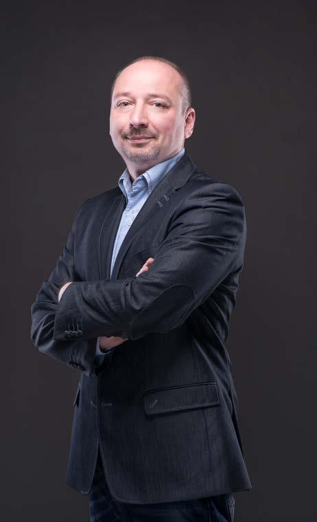 Efektywna praca maszyn przemysłowych Artur Hanc, założyciel i prezes Elmodis Maszyny przemysłowe często działają w trudnych lub suboptymalnych warunkach, które nie tylko negatywnie wpływają na ich