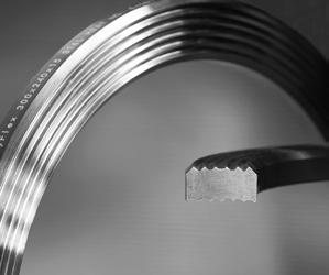 USZCZELNIENIA METALOWO MIĘKKOMATERIAŁOWE Oznaczenia Typ Opis USZCZELKI WIELOKRAWĘDZIOWE SPETOMET MWK DryFlex * DryFlex LR DryFlex IR DryFlex NR Trzecia generacja uszczelki wielokrawędziowej!