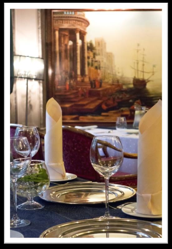 Do Państwa dyspozycji oddajemy wyjątkowe i piękne wnętrza. W stylowych wnętrzach naszej restauracji zapewniamy kompleksową organizację uroczystości do 160 osób.