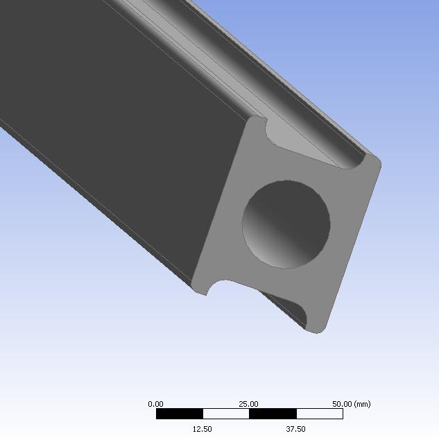 Trójwymiarowy model rury przygotowany został w programie ANSYS/DesignModeler (rys. 5.2).