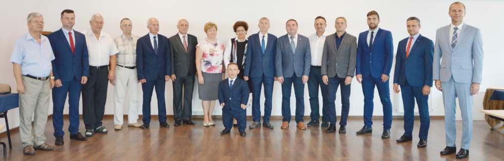 Będą kolejne miliony na inwestycje Patriotycznie i wesoło Patriotycznie i wesoło rozbrzmiewały pieśni i piosenki na Rynku w Janowie Lubelskim 07.10.2018roku.
