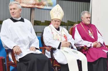 Pielgrzymi i mieszkańcy Ziemi Janowskiej wspólnie świętowali podczas uroczystości Narodzenia Najświętszej Marii Panny Uroczystości odpustowe w Janowie Lubelskim, w Święto Narodzenia Najświętszej