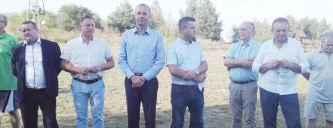 Pierwsze z nich odbyło się na placu przy przedszkolu na ulicy Świerdzowej, 13 września na terenie placu zabaw na osiedlu Zaolszynie (w spotkaniu uczestniczył Radny Miejski Grzegorz Flis, Radny Rady