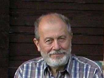Wspomnienie o Panu Profesorze Antonim Filipowiczu Prof. dr hab. Antoni Filipowicz urodził się dnia 23 grudnia 1940 r. w Przemyślu.