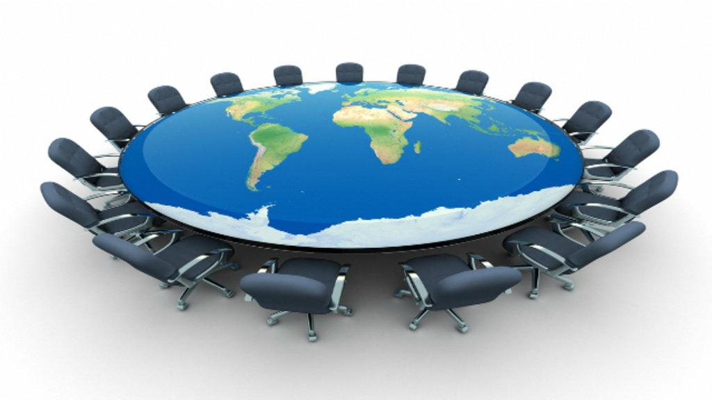Płaszczyzna polityczna n zmiana roli państwa w globalizującym się świecie n interesy globalne państw (zdolność
