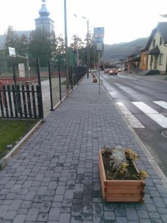 targowisku zwierzęcym oraz wykonać stabilizację podłoża cementem dla umożliwienia ruchu pojazdów