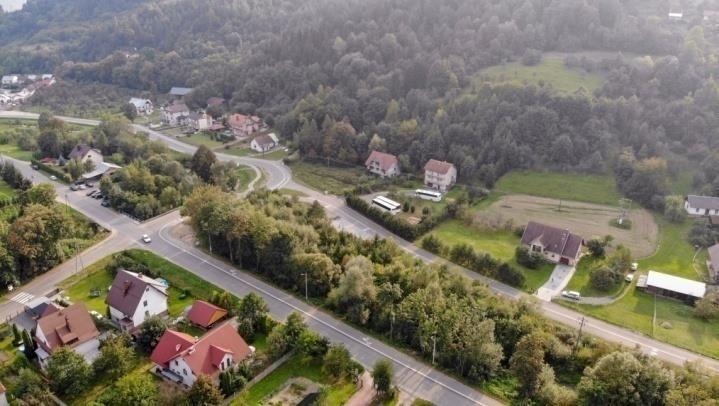 Doprowadzenie do należytego stanu technicznego i wizualnego Rynku w Łącku.