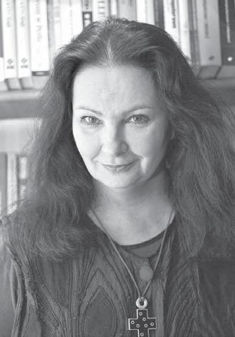 Spotkania otwarte 5 maja poniedziałek Spotkanie autorskie z lokalną poetką Barbarą Gromotką, autorka tomiku pt. a łkające serce Twego serca szuka.