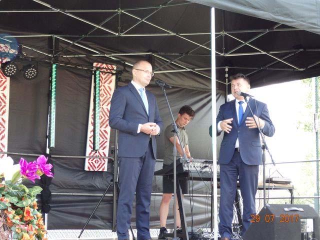 NA MEŻY Morze