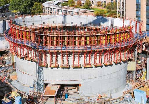 Przykłady zrealizowanych projektów RUNDFLEX i beton architektoniczny: uzyskanie wysokiej jakości powierzchni betonu nie stanowi problemu. RUNDFLEX do wykonania szybu przepompowni o średnicy m.
