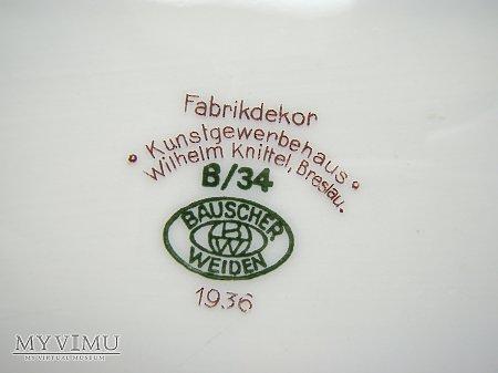 Półmisek z restauracji Schweidnitzer Keller 209-0-02 Półmisek z restauracji Schweidnitzer Keller 98 Dobry Półmisek z restauracji Schweidnitzer Keller (Piwnica Świdnicka we