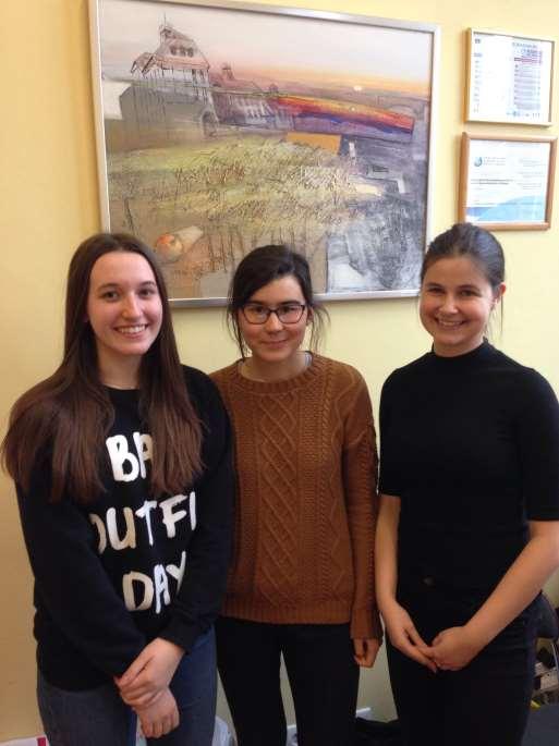 Julia Jezierska, Joanna Wiaterek i Martyna Kiełtyka dotarły do finałów stypendium na letnie obozy w USA organizowane przez fundację Louis August Jonas Foundation.