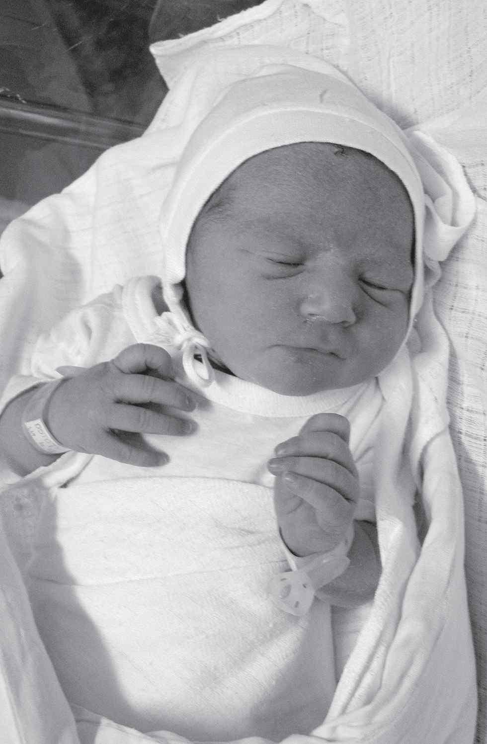 Jestem pierwszą pociechą Moniki i Ireneusza z Syryni. Urodziłem się 20 listopada o godz. 12.50.