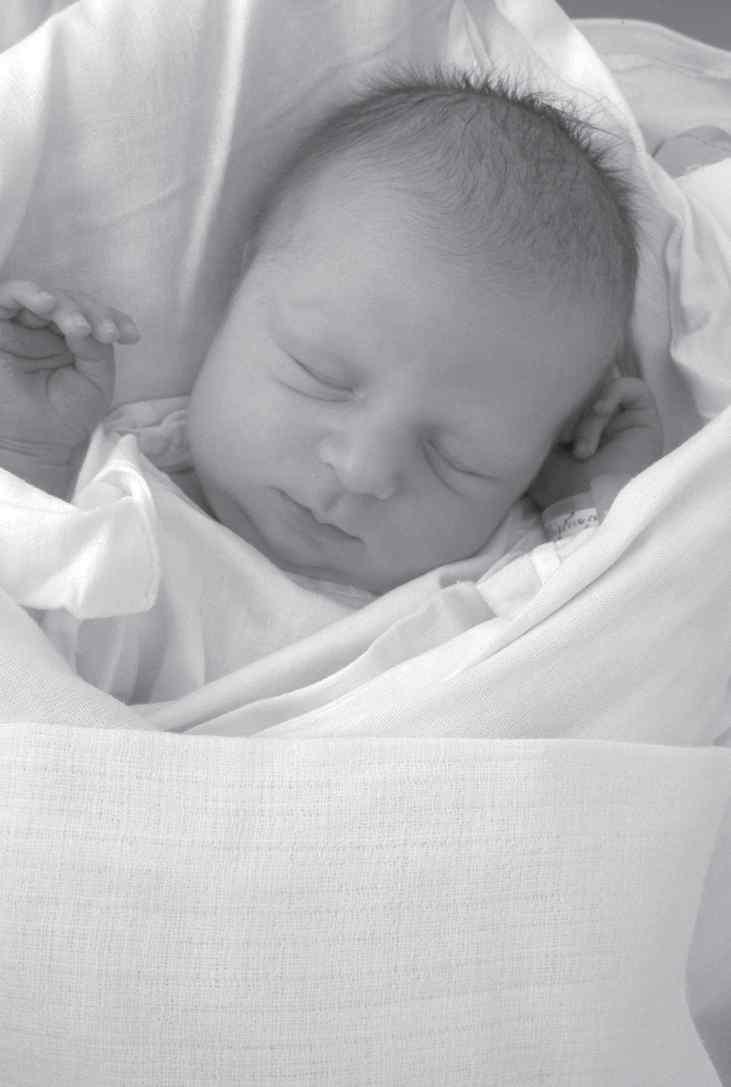Zaraz po urodzeniu ważyłam 3050 g i miałam 54 cm długości. W domu czeka na mnie siostra Julia.