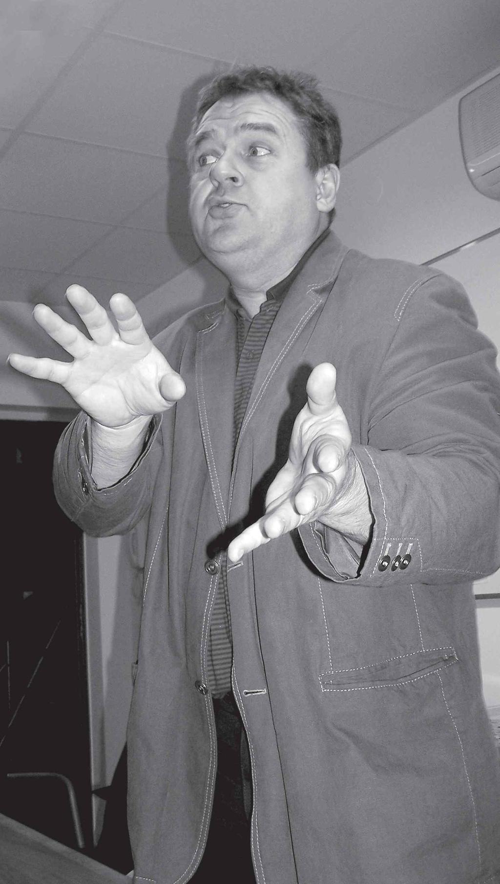 8 GMINY Nowiny WODZISŁAWSKIE wtorek, 9 grudnia 2008 r. Kto pamięto, że na wilĳo piykło sie kołocz z gruszczanymi pieczkami? - pytał w Marklowicach Marek Szołtysek.