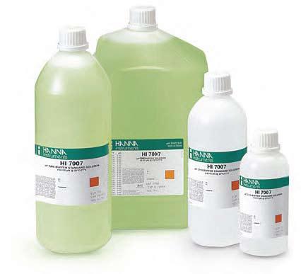 BUFORY KALIBRACYJNE / POMIAR TLENU 14 Standardowe roztwory konduktancji/tds Roztwór Cena katalogowa Cena promocyjna HI 7030L Roztwór 12880 μs/cm, 500 ml 69 zł 57 zł HI 7031L Roztwór 1413 μs/cm, 500