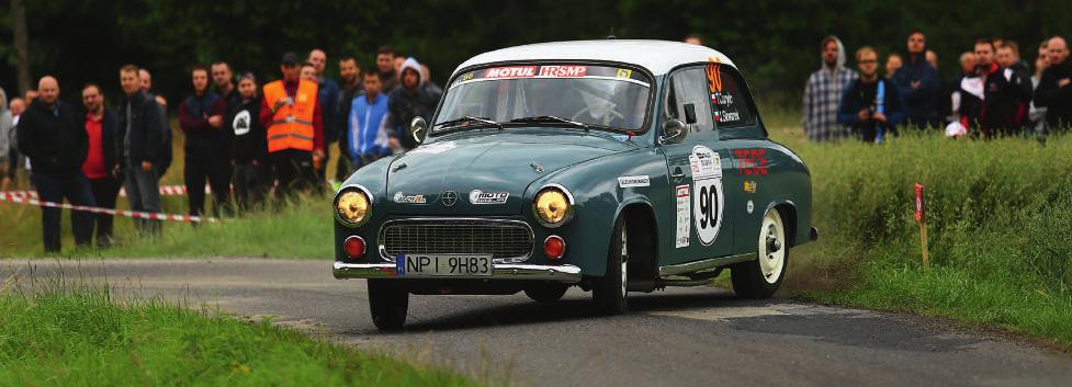 Pomijając ten podział, pierwszą rundę HRSMP najszybciej pokonali Michał Pryczek i Jacek Pryczek (Subaru Impreza 555).