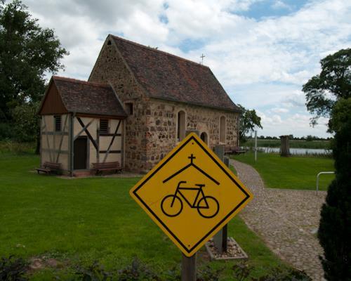 Elbschifferkirche Priesitz (Niemcy) Radfahrerkirche - kościół dla rowerzystów Powołanie w Jeżewie duszpasterstwa