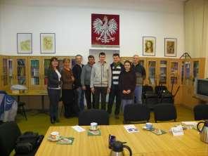 Informacje Zapraszamy słuchaczy na pierwszą sesję kółka historycznego, która odbędzie się 22 marca o godzinie 16.00 w czytelni.