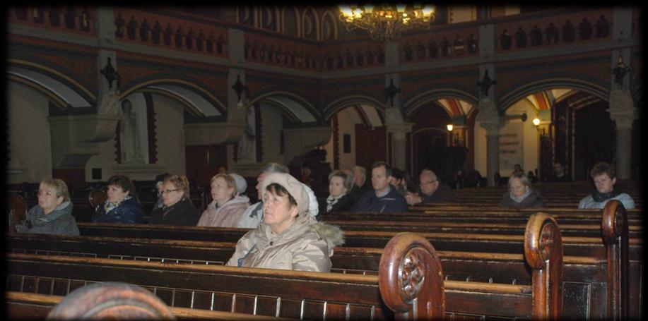 Najświeższe w naszej pamięci jest odejście w sierpniu koleżanki Marii Dąbrowskiej, której nagła śmierd wszystkich