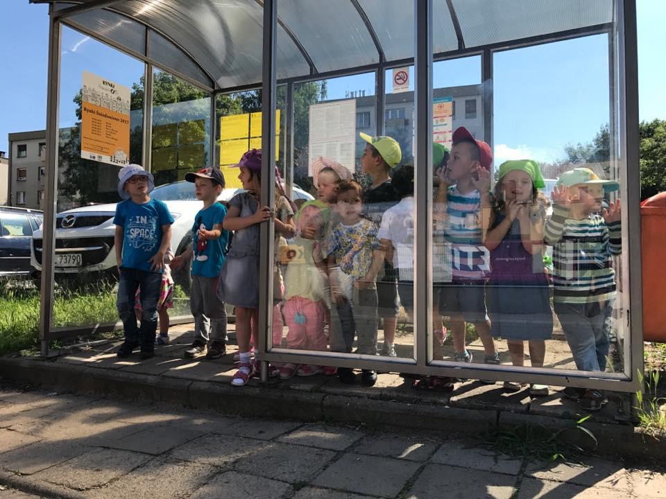 FUNDACJA PROYOURSELF Działalność komercyjna: Fundacja oferuje usługi przygotowanie materiałów reklamowych oraz stron internetowych.