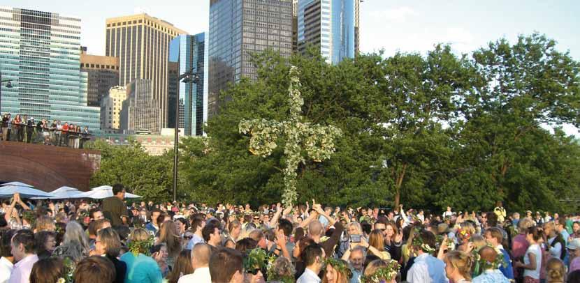 Midsommar - kanske den största av svenska festligheter.