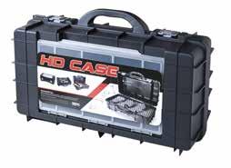 Additionally to prevent the movement of the tools there are three safety straps of regulated length with solid clasps.